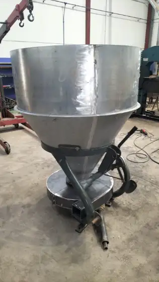 Abonadora,Tarred de torno, Jose A Rodriguez Ortiz